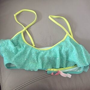 Victoria Secret top size M